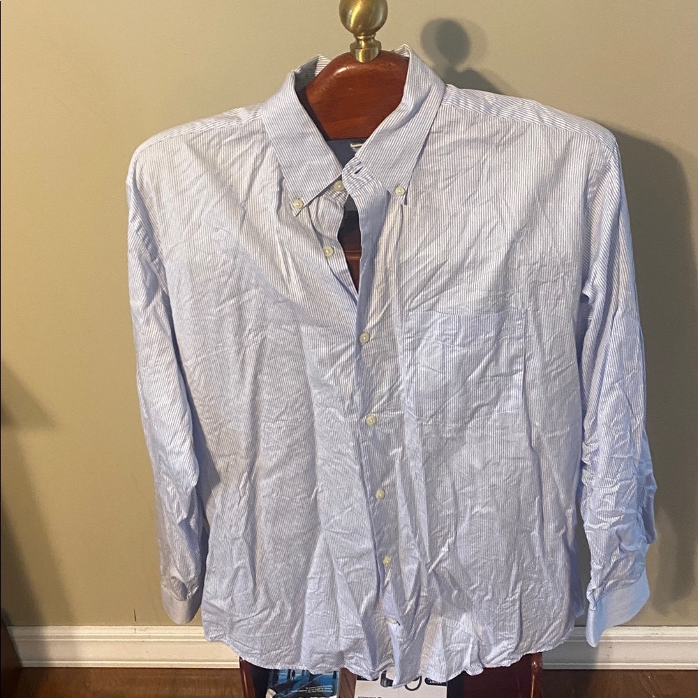 Banana Republic Fitted Blue and White Shirt